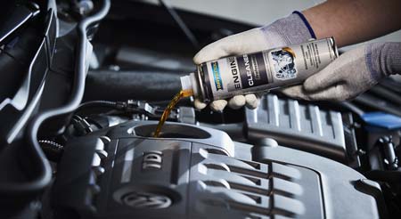 Промывка двигателя BMW 1 в Сочи